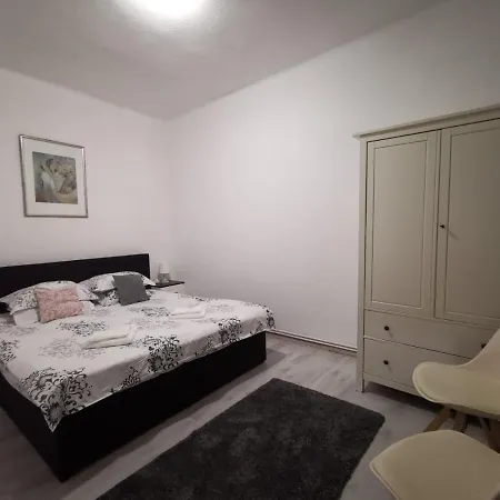 Pensionat Casa Aurora Călimăneşti