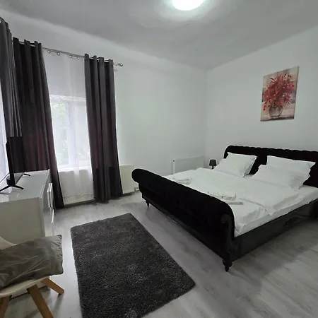 Casa Aurora Călimăneşti